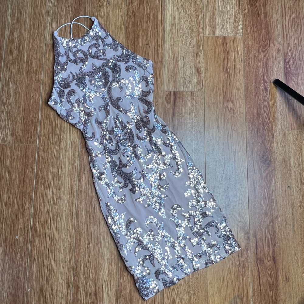 Pink dress with silver sequin